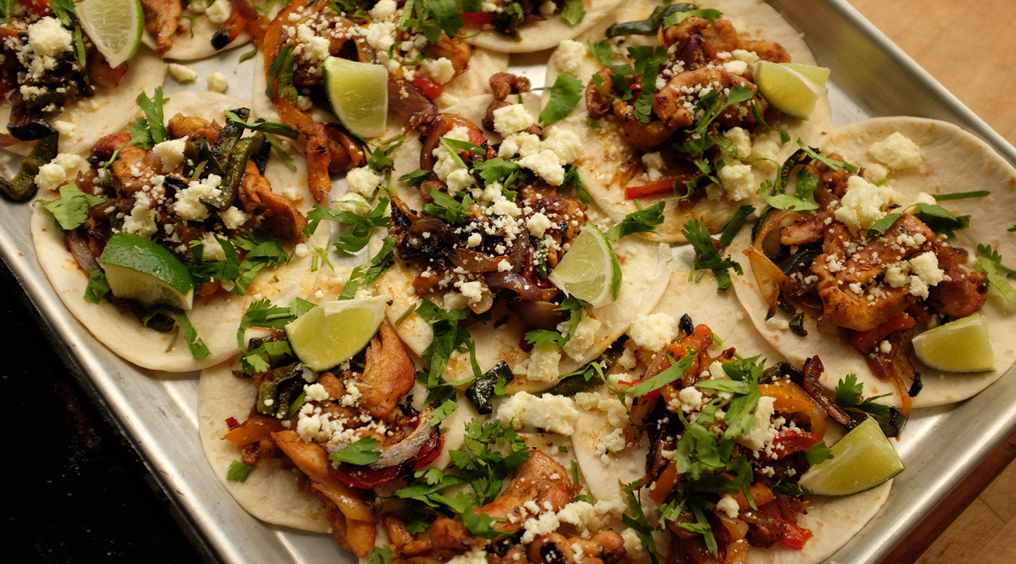 How to Make Chicken Fajitas with One Pan