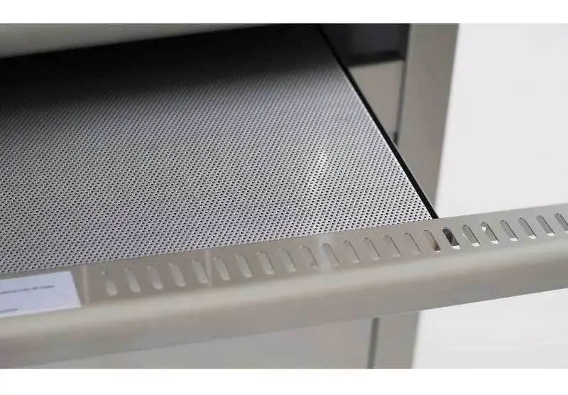 Blaze Grills Marine Grade Premium LTE 32” 4-Burner Gas BBQ Grill with Rear Burner and Built-In Lights Outdoor Grills