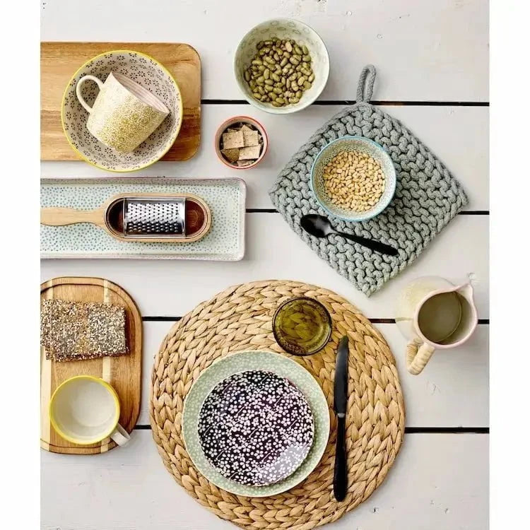 Hand-Woven Jute Placemat Decor 12044601