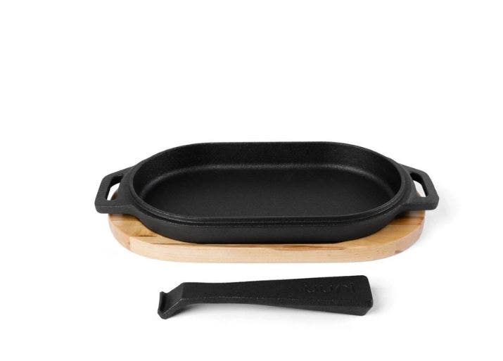 Ooni - Cast Iron Grizzler Pan with Wooden Base