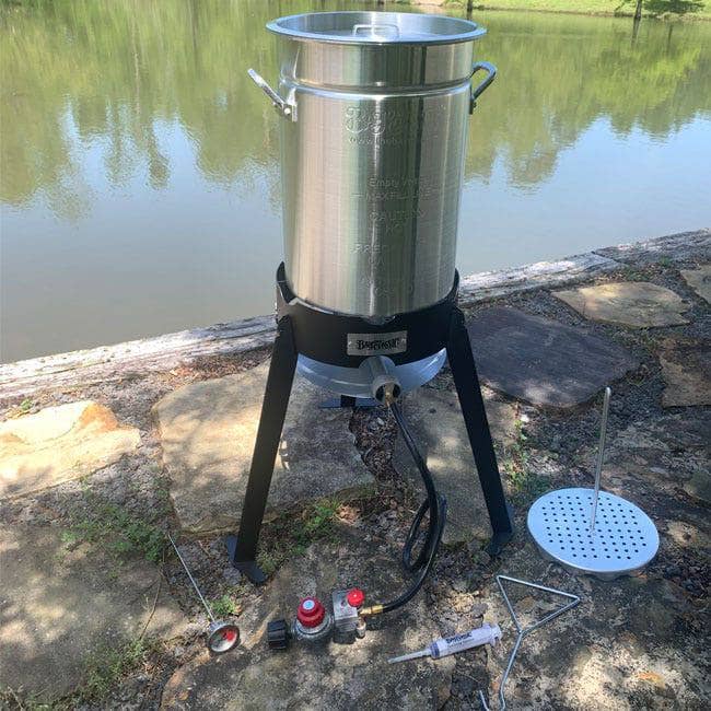 Bayou Classic 30qt Aluminum Turkey Fryer Kit