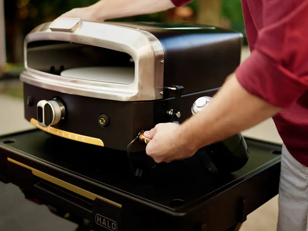 Halo Grills Versa 16 Outdoor Gas Pizza Oven