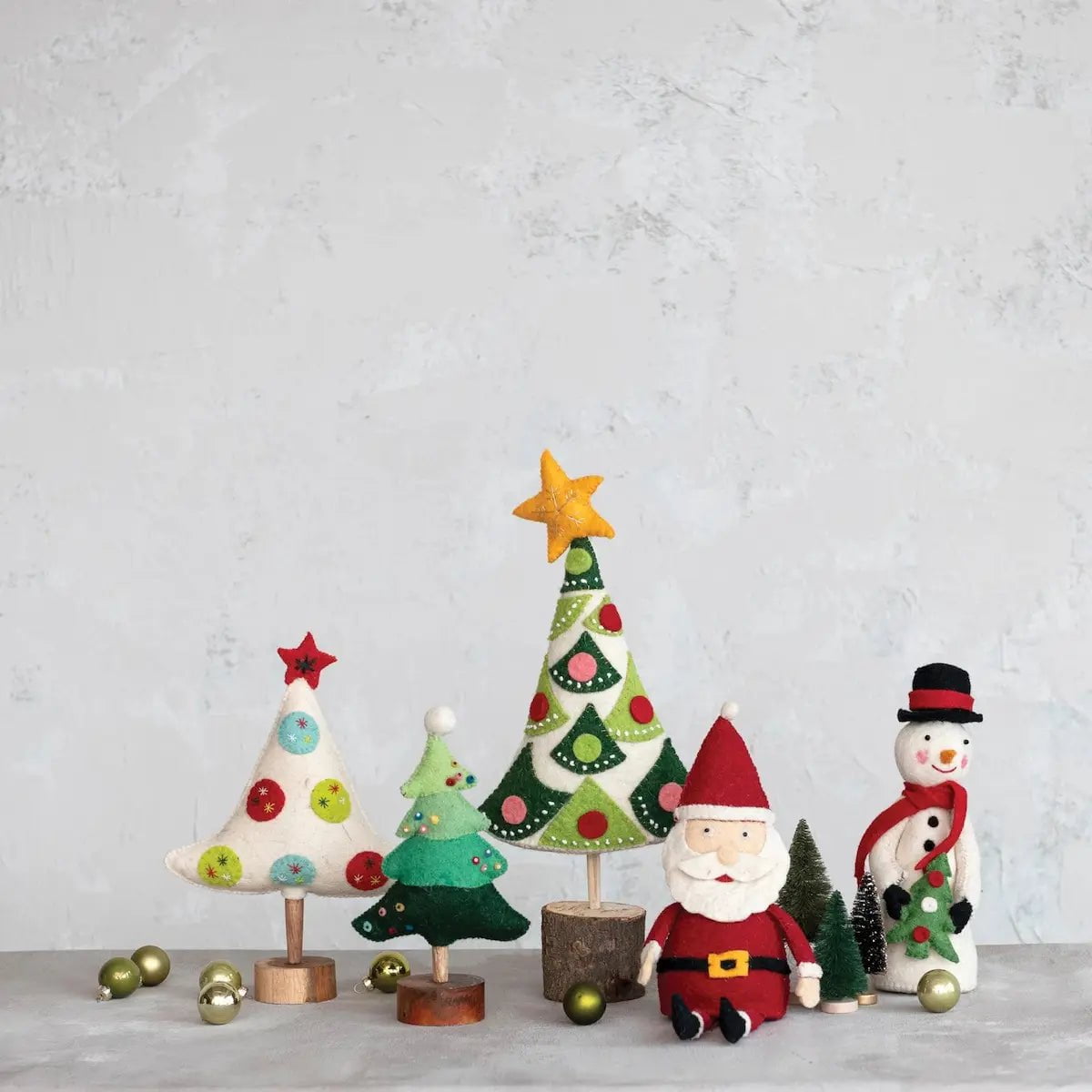 Handmade Wool Felt Tree with Star and Colorful Applique Seasonal & Holiday Decorations 12044687