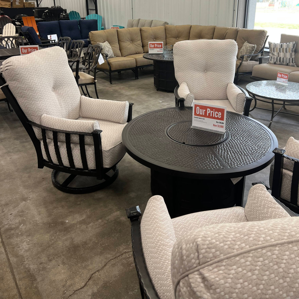 Local Special: Castelle Santa Fe Firepit Set, Floor Model