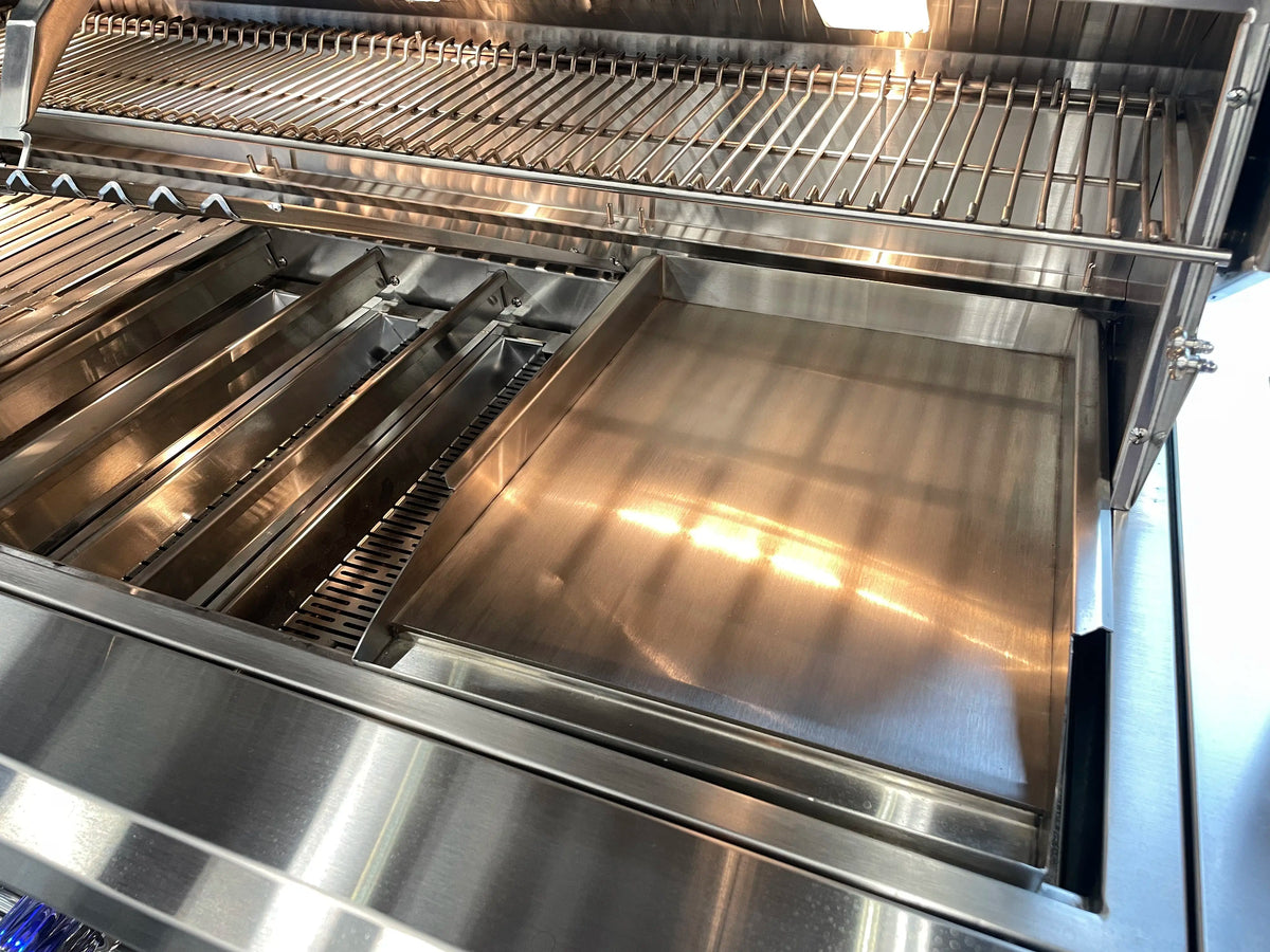 Local Special, Floor Model, American Made Grills 54