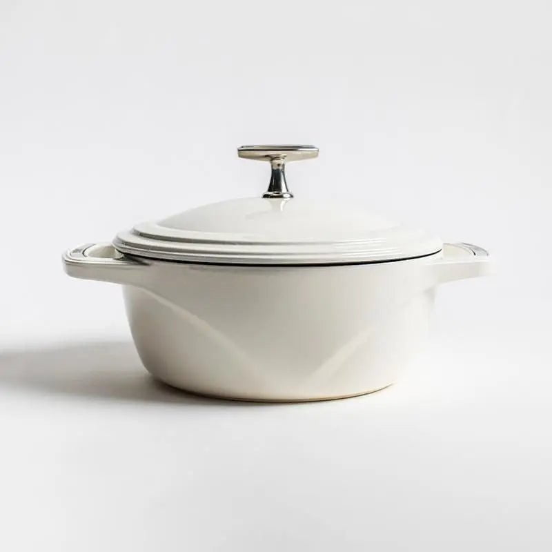 Lodge USA Enamel Dutch Oven, 7.5 Quart Dutch Ovens Cloud Nine White 12043458