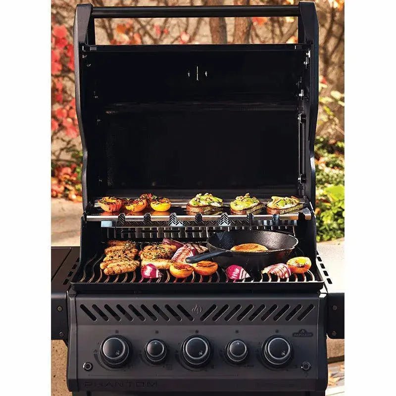 Napoleon Grills Phantom Rogue 425 RSIB Gas Grill Outdoor Grills