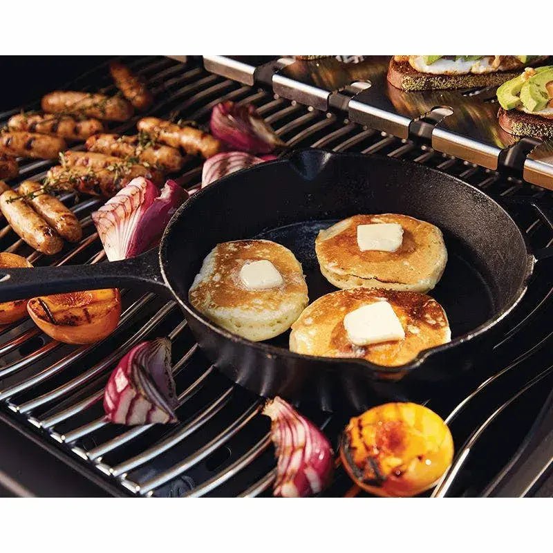 Napoleon Grills Phantom Rogue 425 RSIB Gas Grill Outdoor Grills