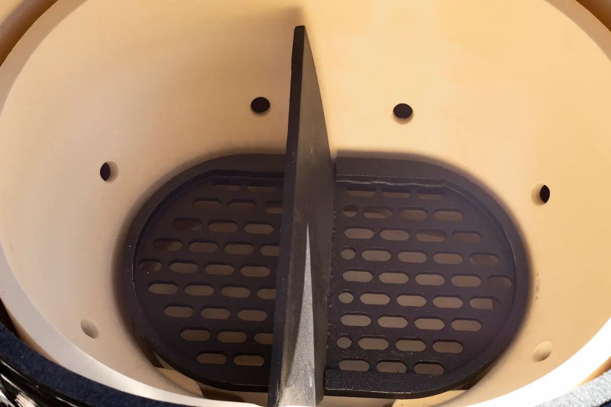 Primo Oval XX-Large 500 Charcoal Grill All-In-One Cart Outdoor Grills 12045779