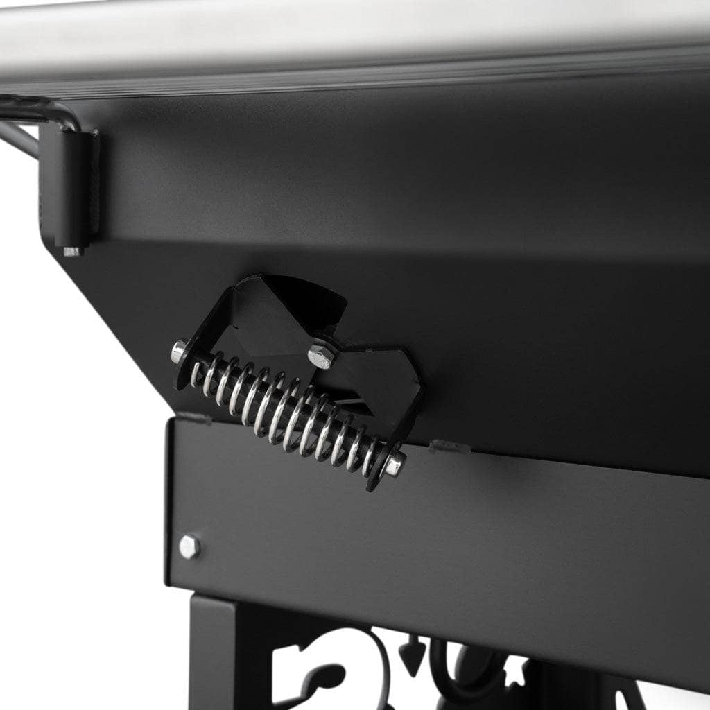 Yoder Smokers Flat Top Adjustable Charcoal Grill, Standard Cart Outdoor Grill